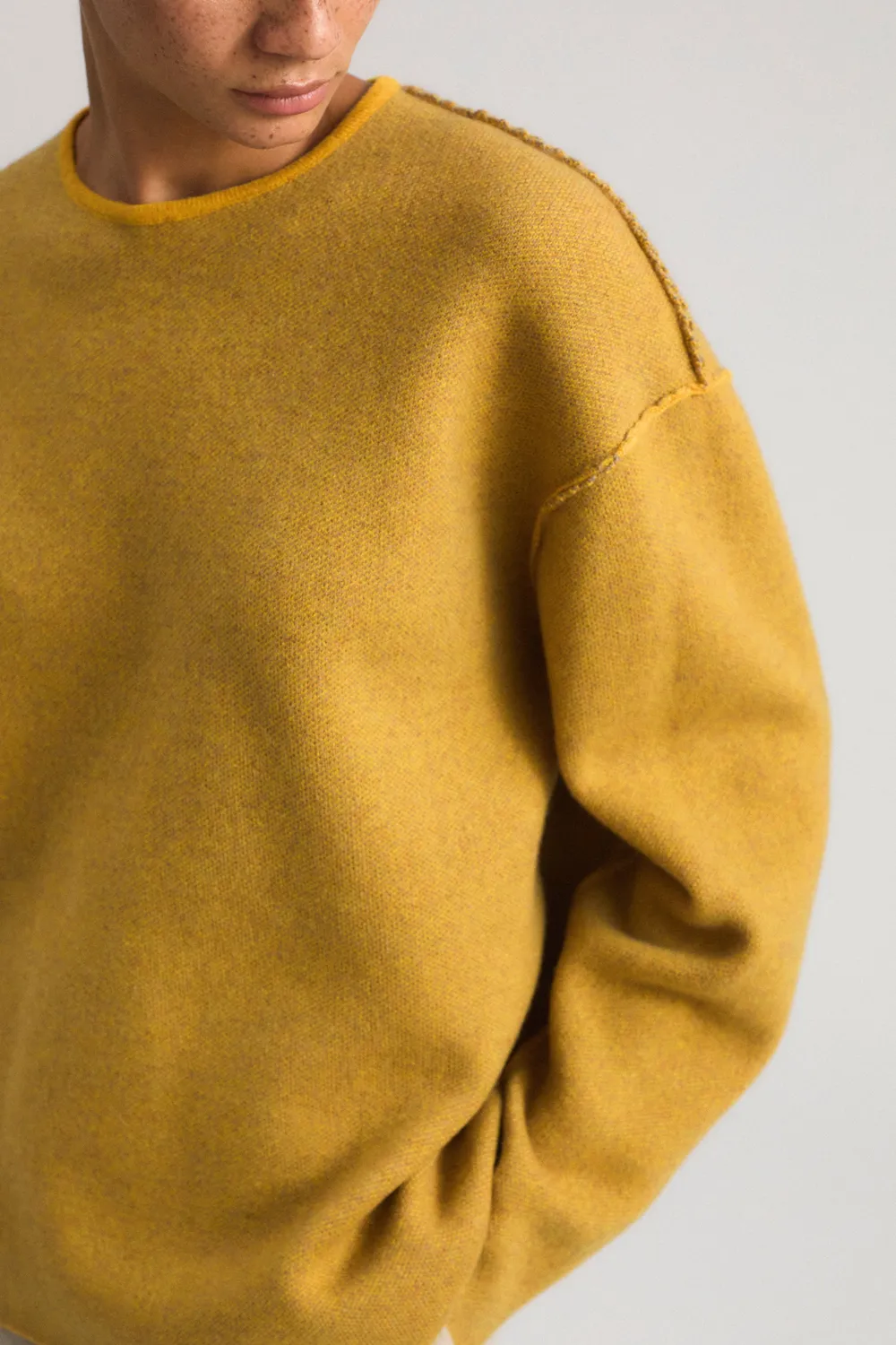 Oyuna Axa Pullover Amber Taupe wendbar