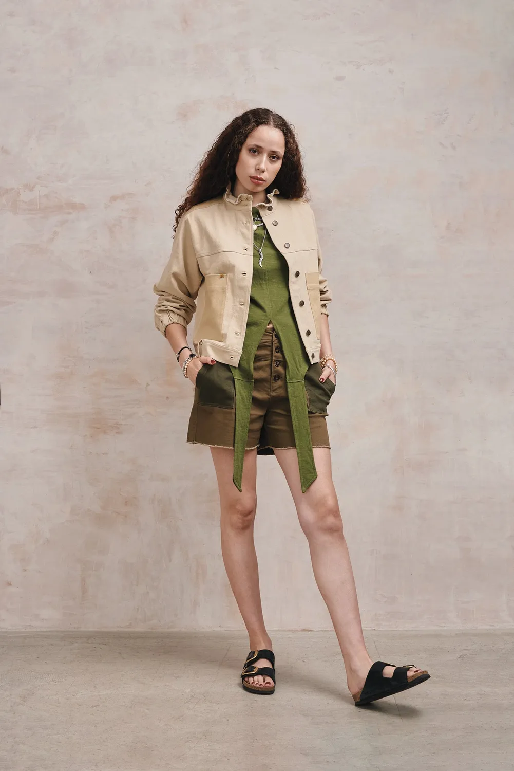 Komodo Ruffle Jacke Dark Sand Bio-Baumwolle