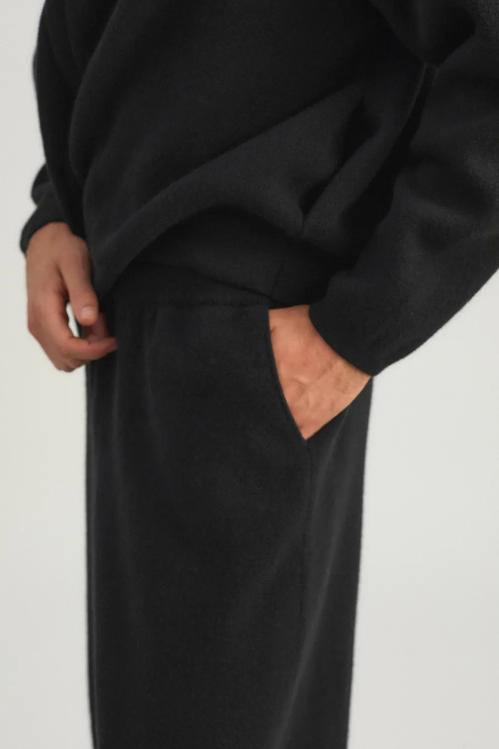 Oyuna Maxi Hose Schwarz aus Kaschmir