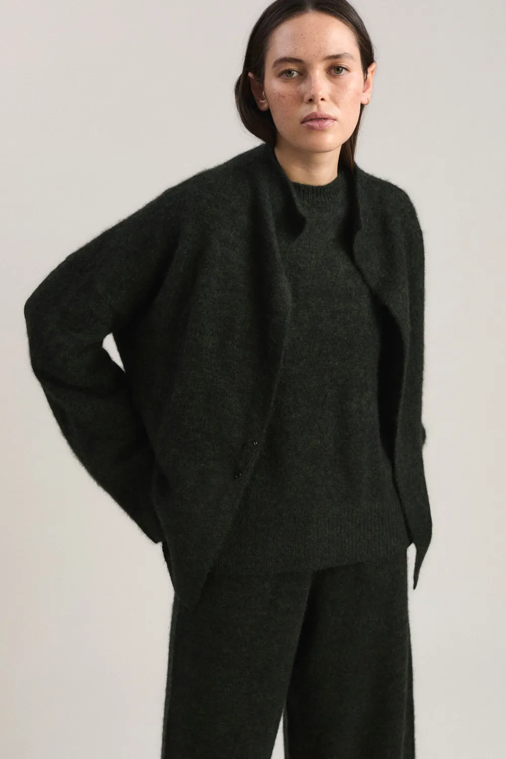 Oyuna Sona Cardigan Pine Jet Strickjacke Kaschmir-Seide