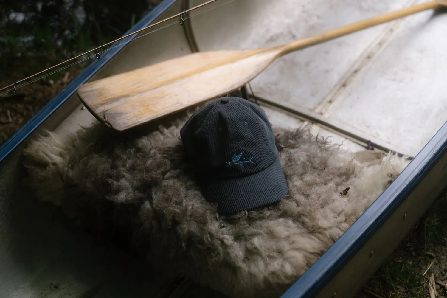 LAKOR Fly Fish Cord Cap Denim Blue recycelt