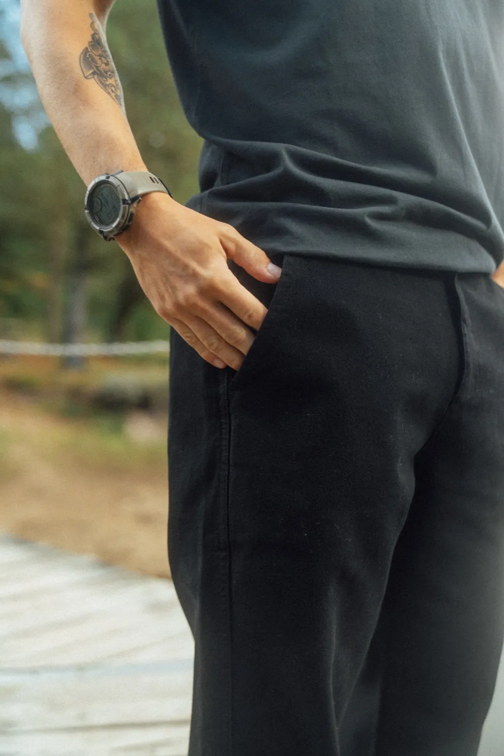 LAKOR Relaxed Twill Hose Schwarz Bio-Baumwolle