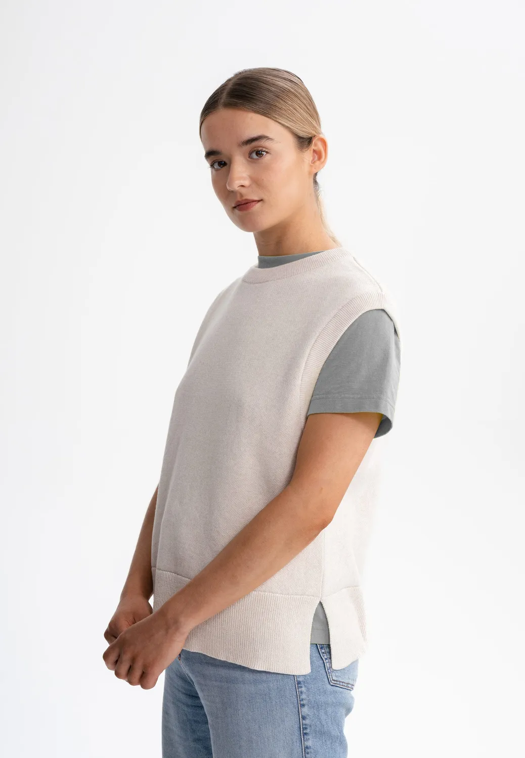 MELA JAMUNA Jacquard Strick Pullunder cream Bio-Baumwolle