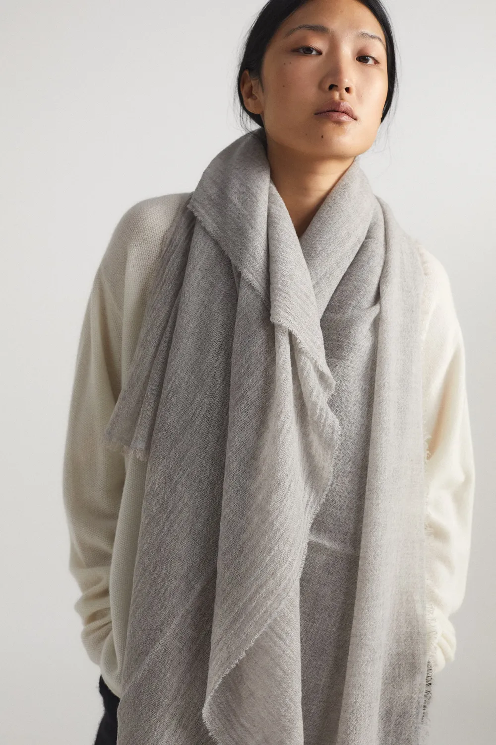 Oyuna Esra Wrap Stola Mist federleicht