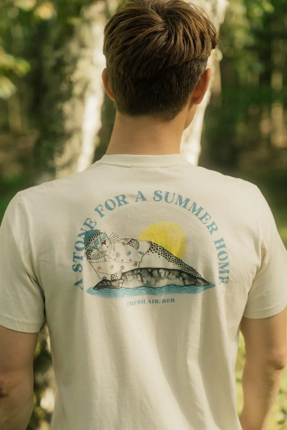 LAKOR Vacation Stone Back T-Shirt Rainy Day Bio