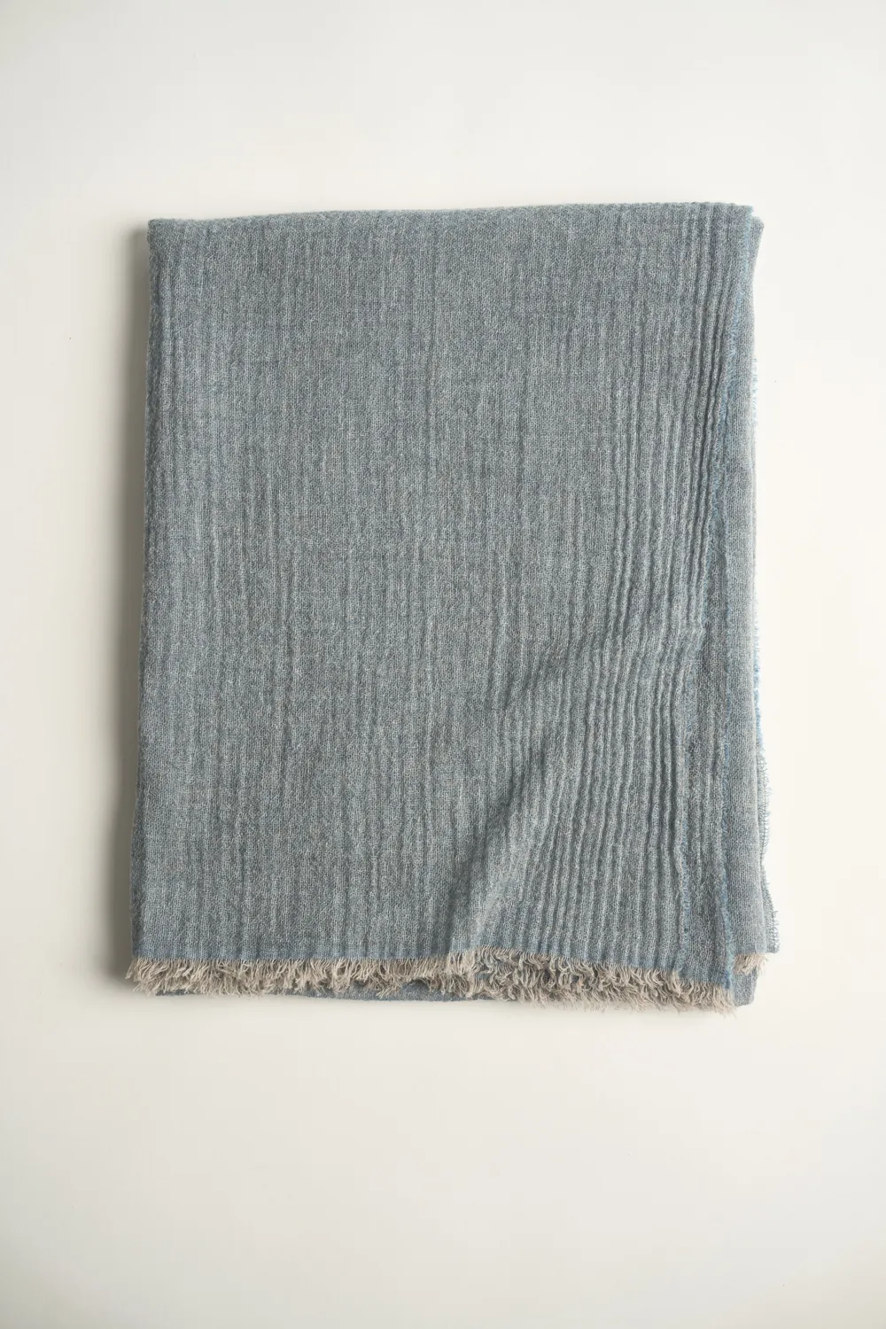Oyuna Esra Travel Throw Sky Kaschmirdecke