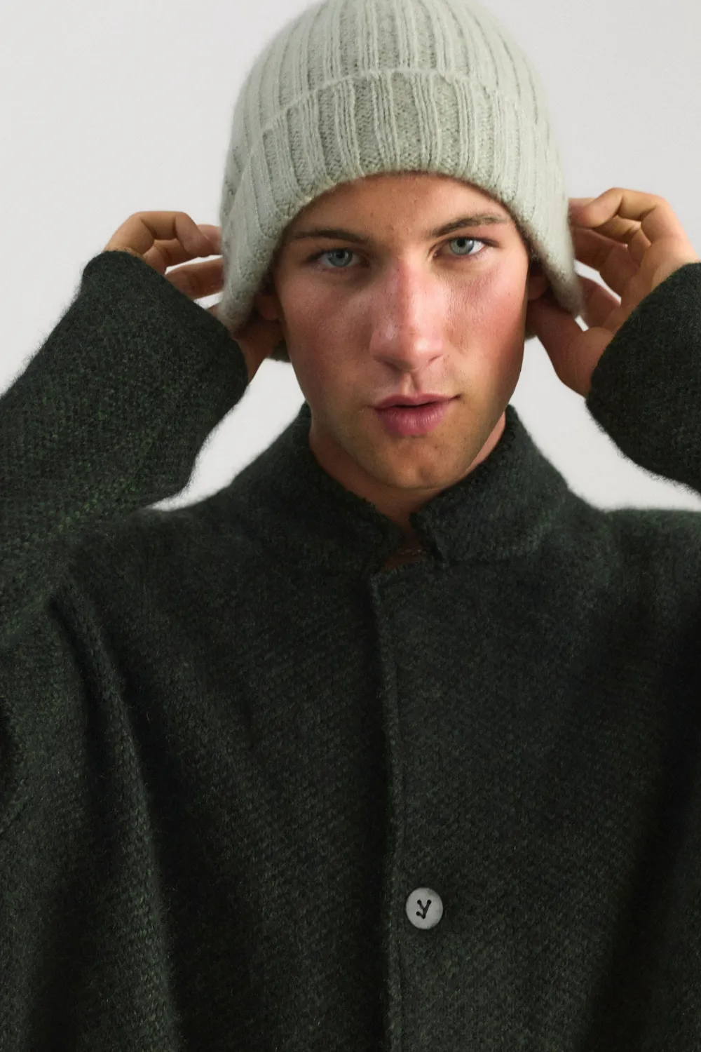 Oyuna Orb Mütze Mint gerippt Cashmere-Seide