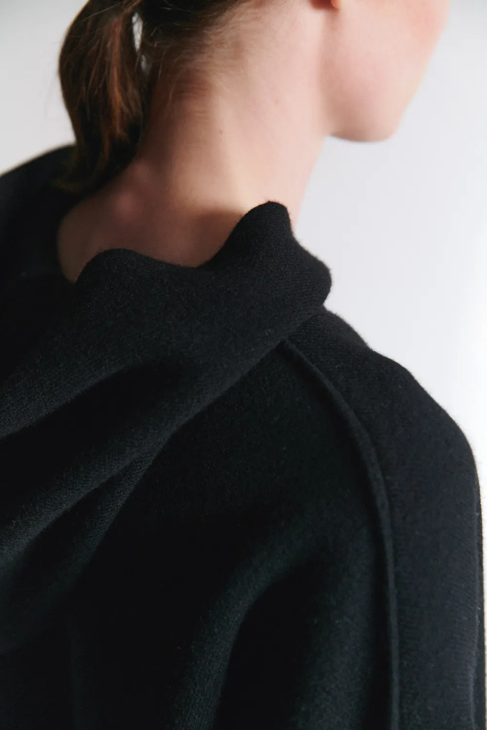 Oyuna Seku Hoodie Schwarz Wendekaschmir