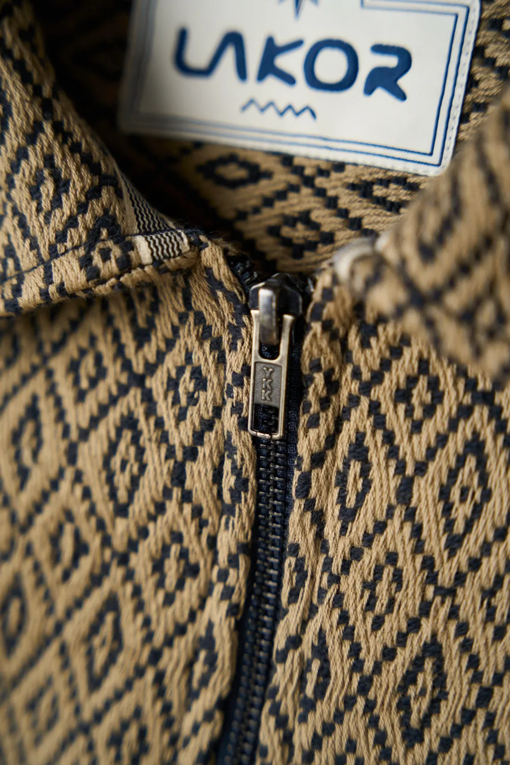 LAKOR Net Fix Jacquard Jacke Blau Bio-Baumwolle