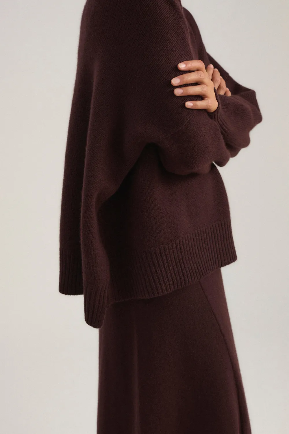 Oyuna Aila Pullover Carob Oversize Strick