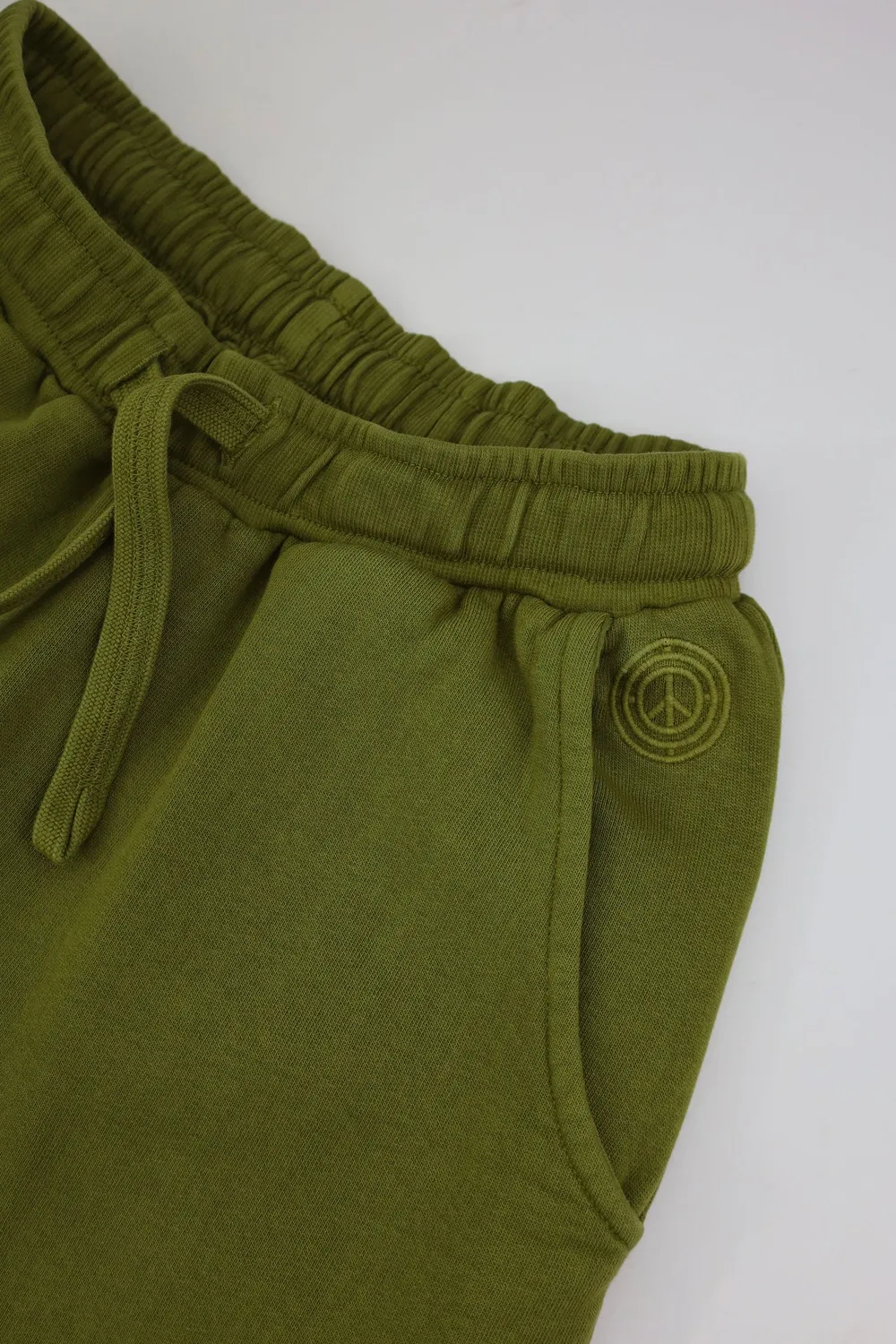 KOMODO ADAM Jogger Oliv Bio-Baumwolle