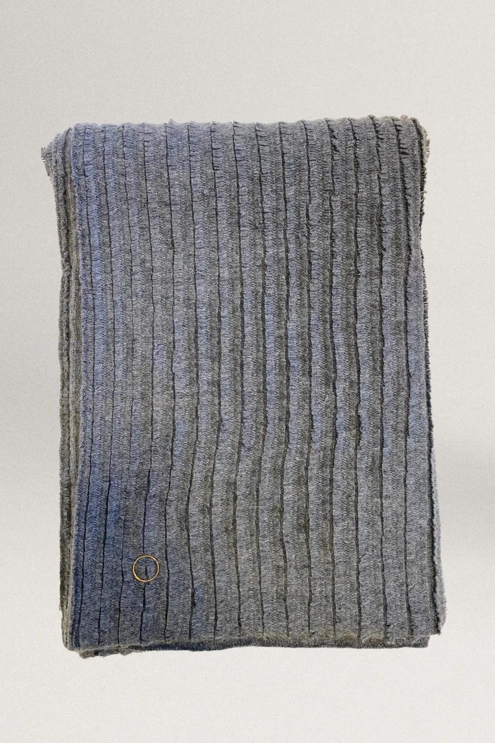 Oyuna Neres Decke Slate Cashmere Streifen