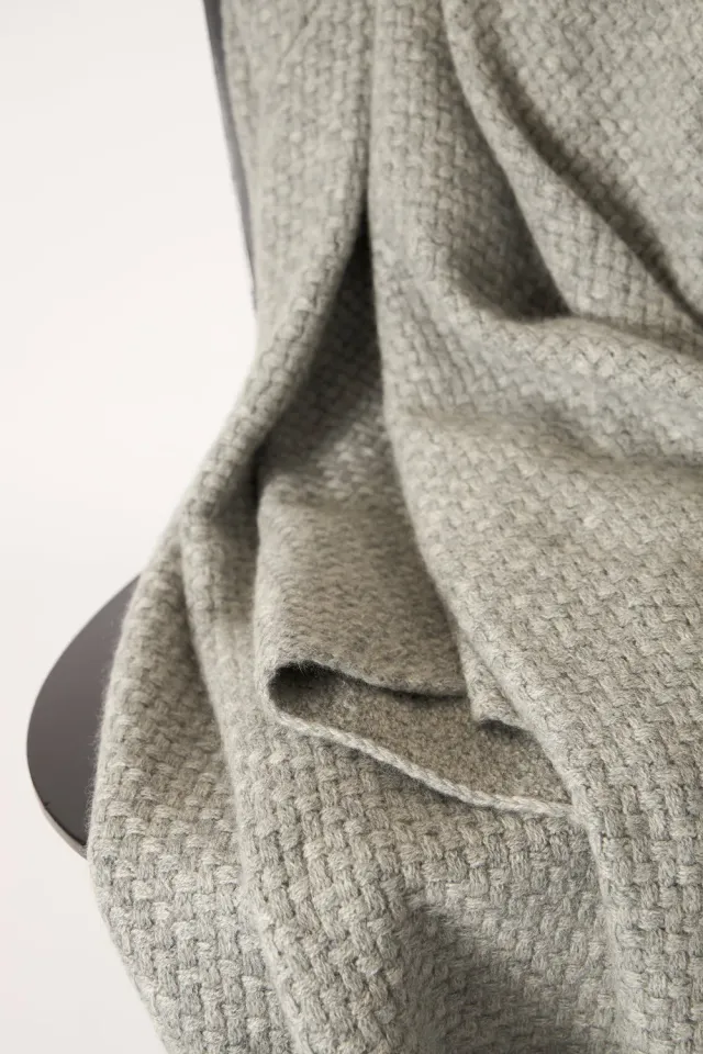 Oyuna Maple Decke Soft Grey Kaschmir