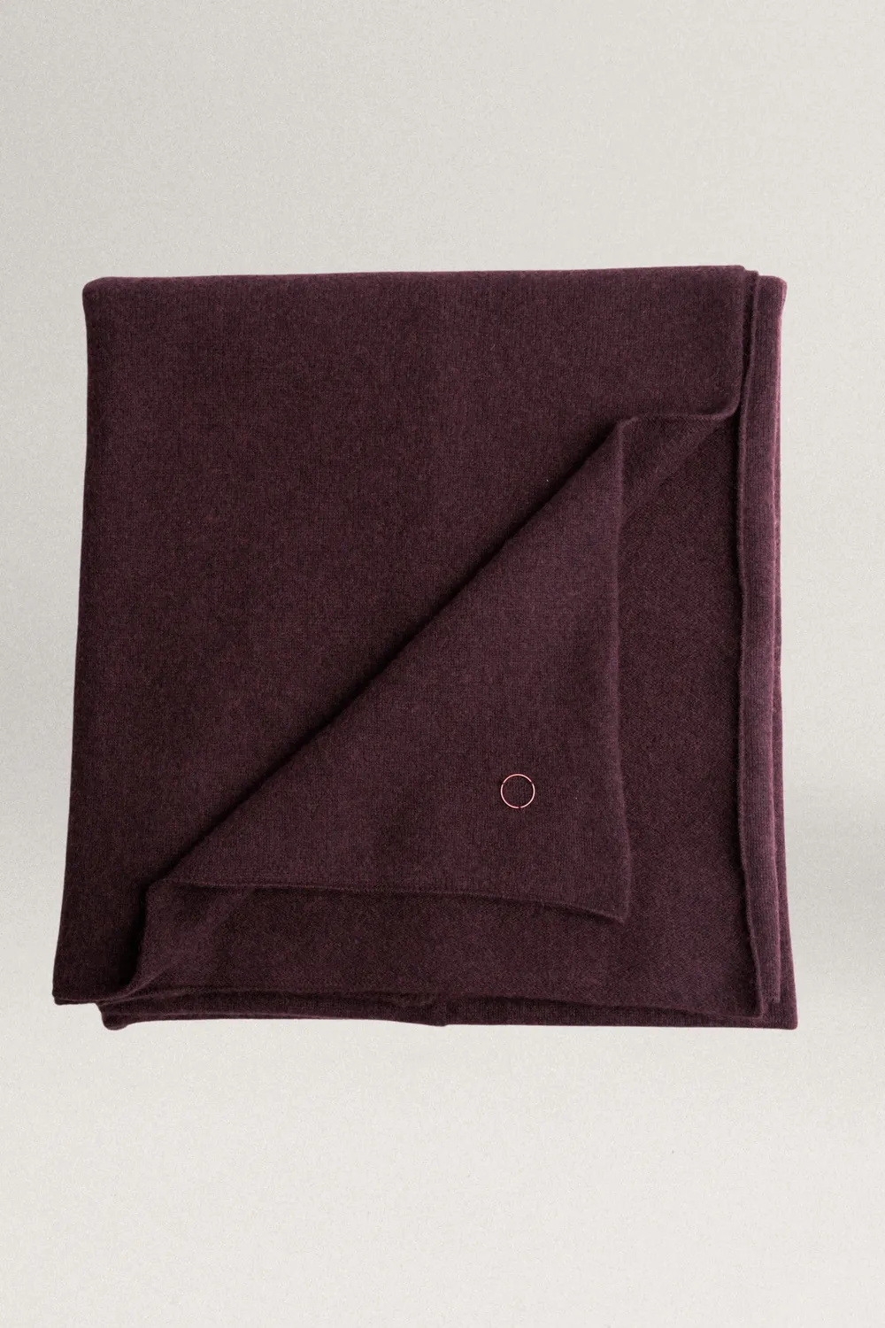 Oyuna Silence Decke Carob gestrickt aus Wolle