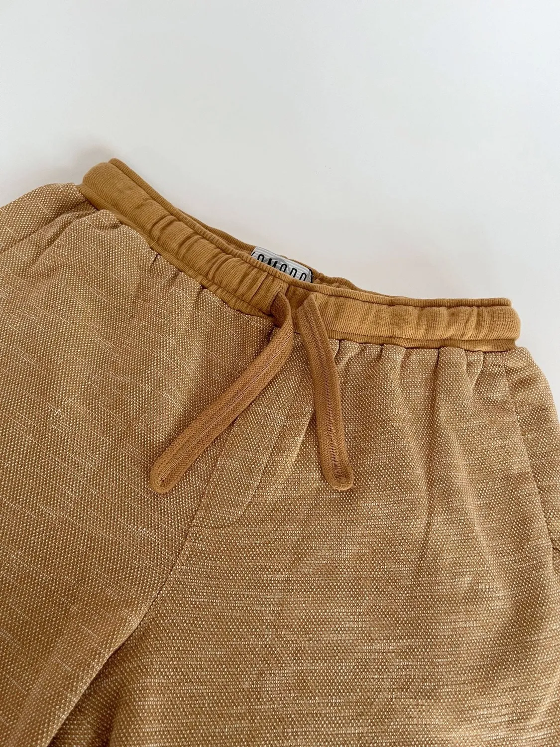 Komodo Leah Sweatshorts Sand EUR 38 Bio-Baumwolle