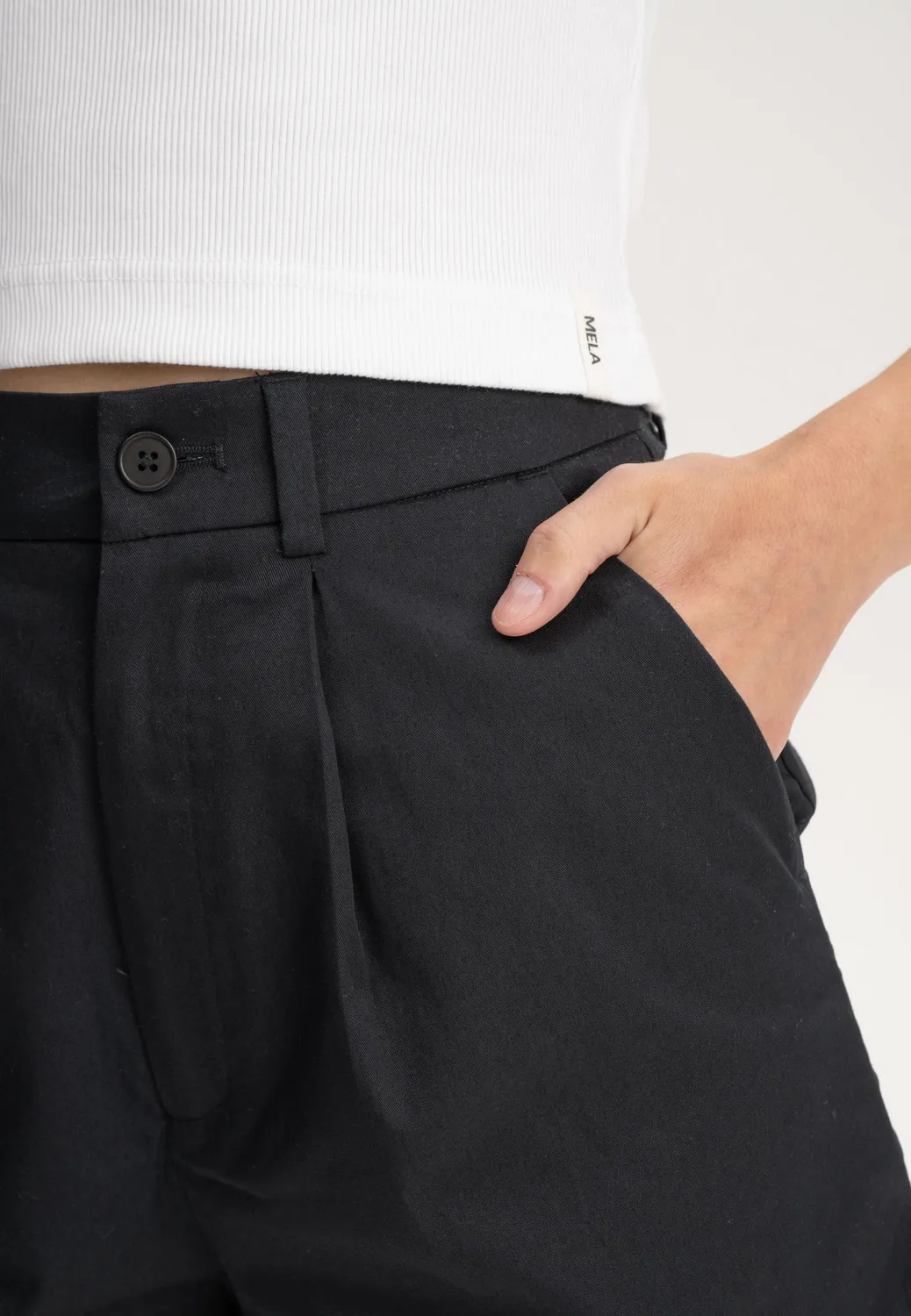 MELA SABITHA Shorts hoher Bund schwarz aus Bio-Baumwolle