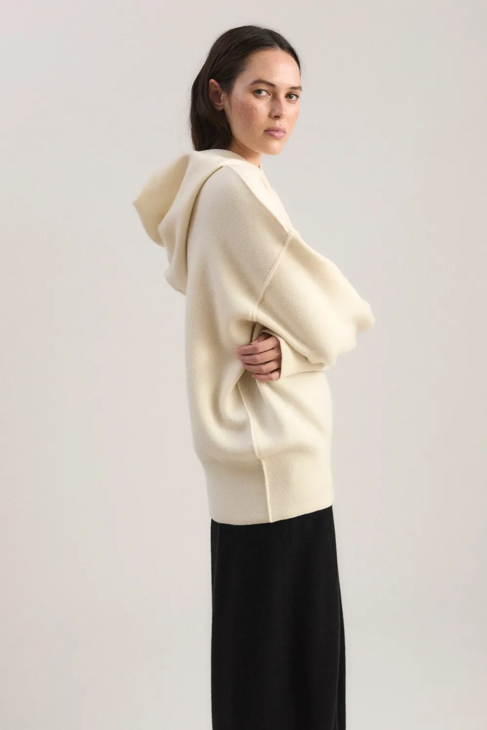 Oyuna Seku Hoodie Ivory Cashmere wendbar
