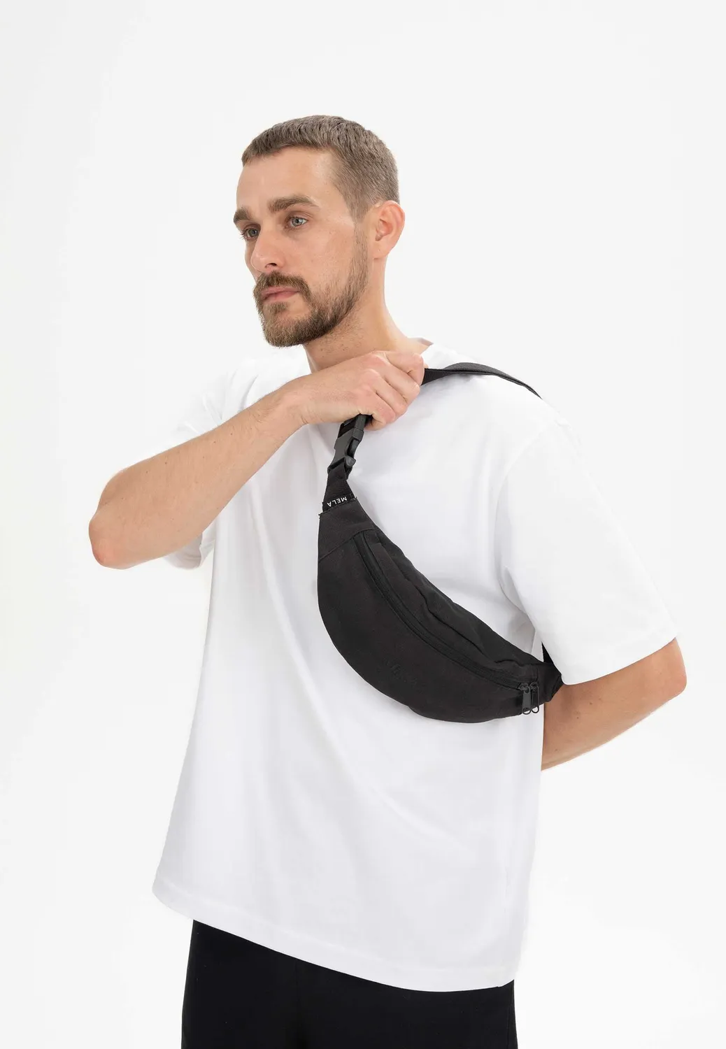 MELA Hip Bag Bauchtasche all black Canvas