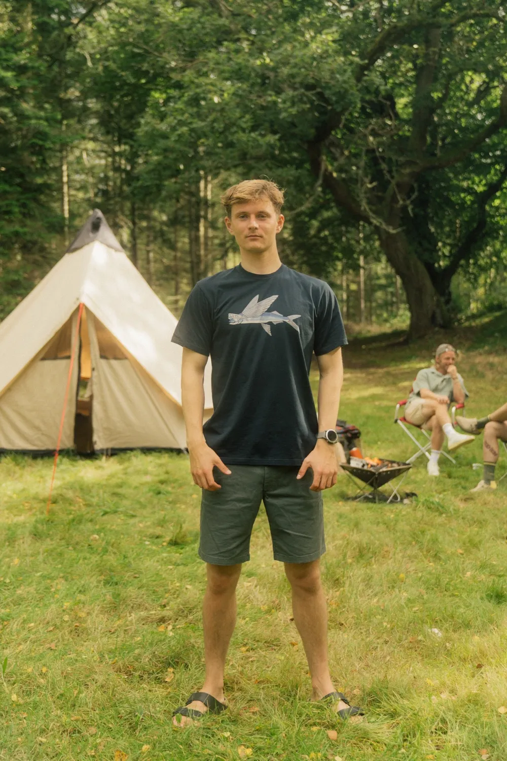 LAKOR Fly Fish T-Shirt Blueberry Bio-Baumwolle