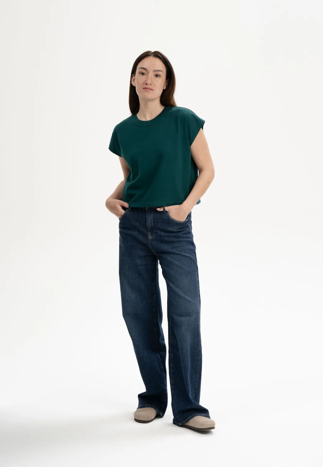 MELA BHAMINI Cropped T-Shirt weiß Bio-Baumwolle