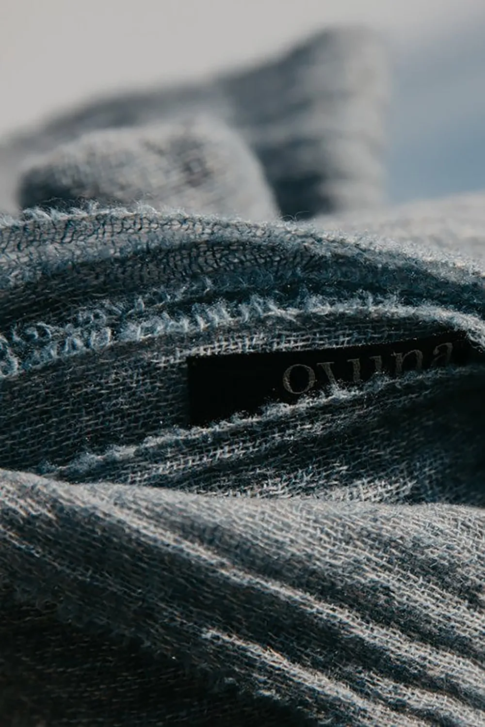 Oyuna Esra Travel Throw Sky Kaschmirdecke