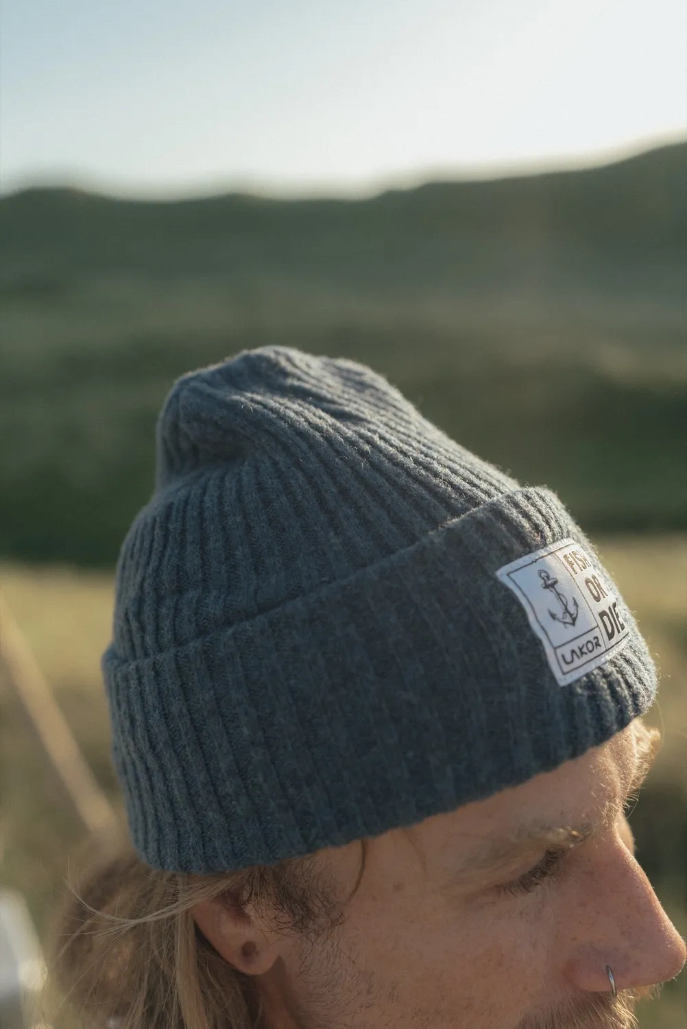 LAKOR Fish or Die Beanie Navy Wollmix Onesize