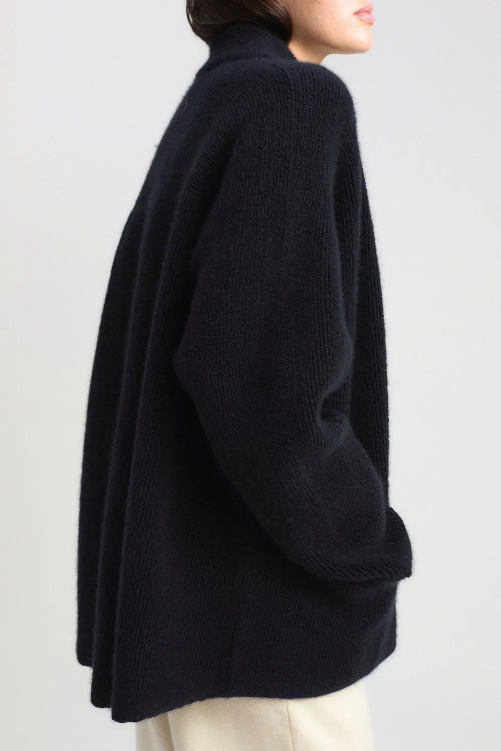 Oyuna Arun Jacke Ocean aus Kaschmir