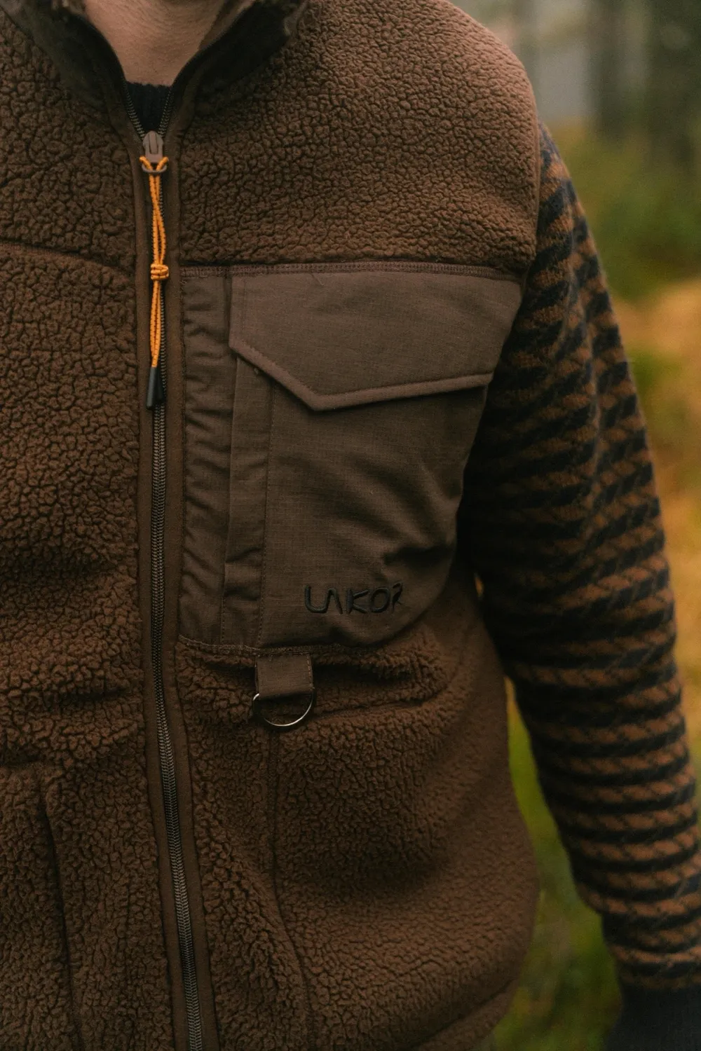 LAKOR Bear Sherpa Weste Coffee Bean Recycling-Polyester