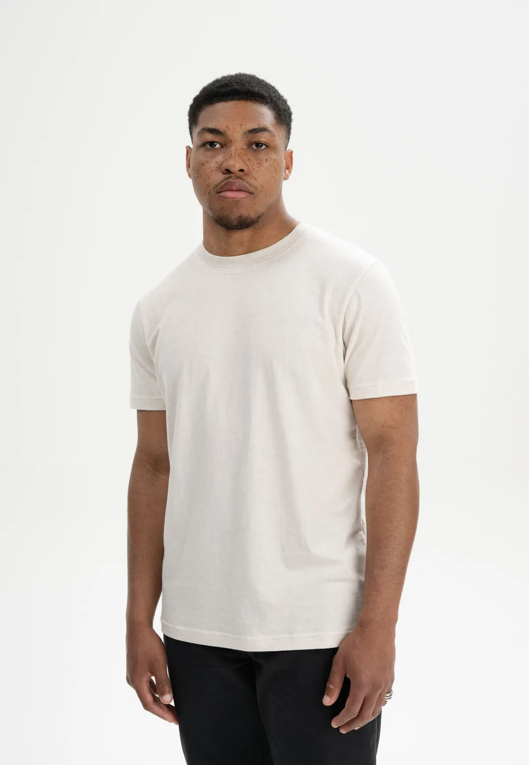 MELA Kaja T-Shirt botanical grün cream melange