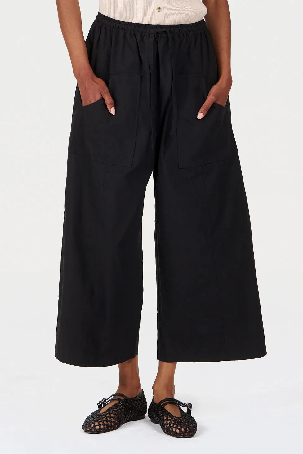 KOMODO CLEO Hose Schwarz Wide-Leg Bio-Baumwolle