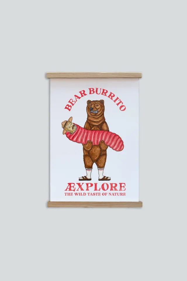 LAKOR Bear Burrito Poster Weiß Bärenmotiv