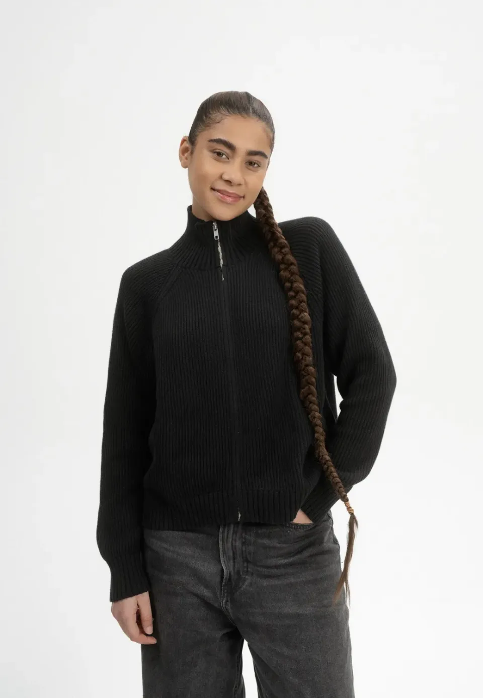 MELA KAMUKA Rippstrick-Jacke schwarz Baumwolle