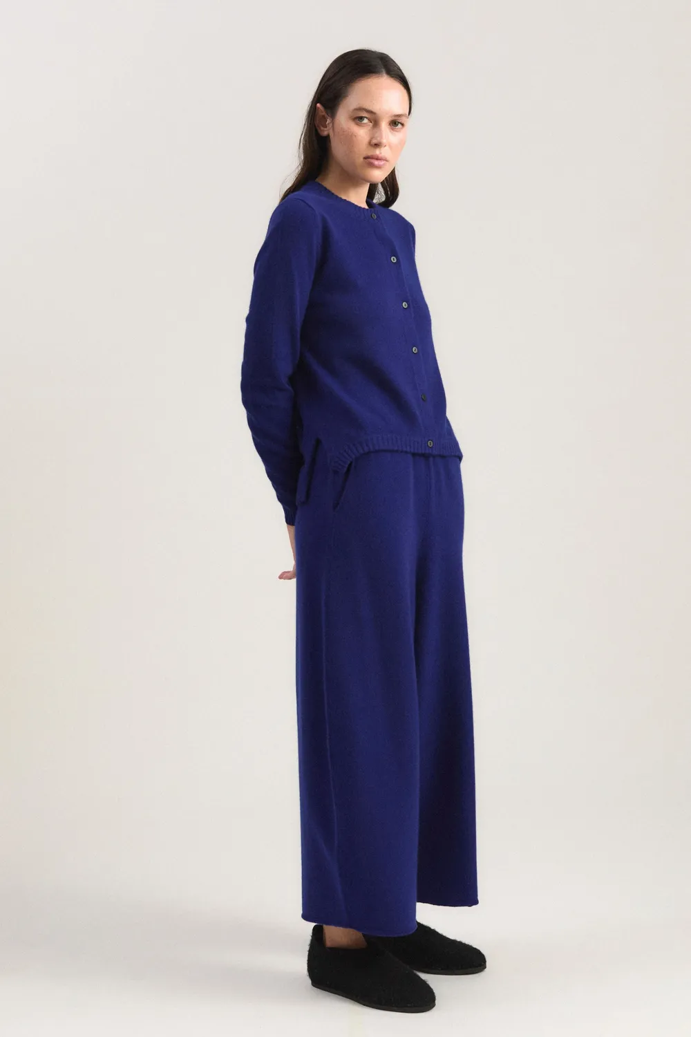 Oyuna Tondo Cardigan Ink Kurz Kurve