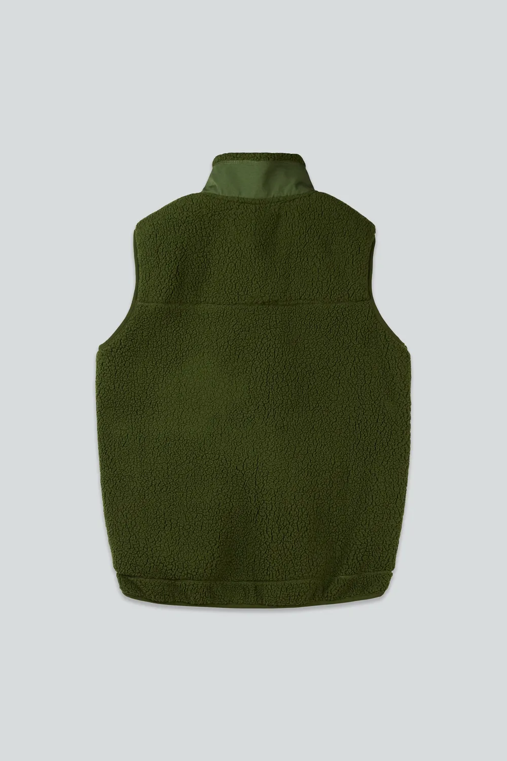 LAKOR Bear Sherpa Weste Rifle Green aus Recycling-Polyester