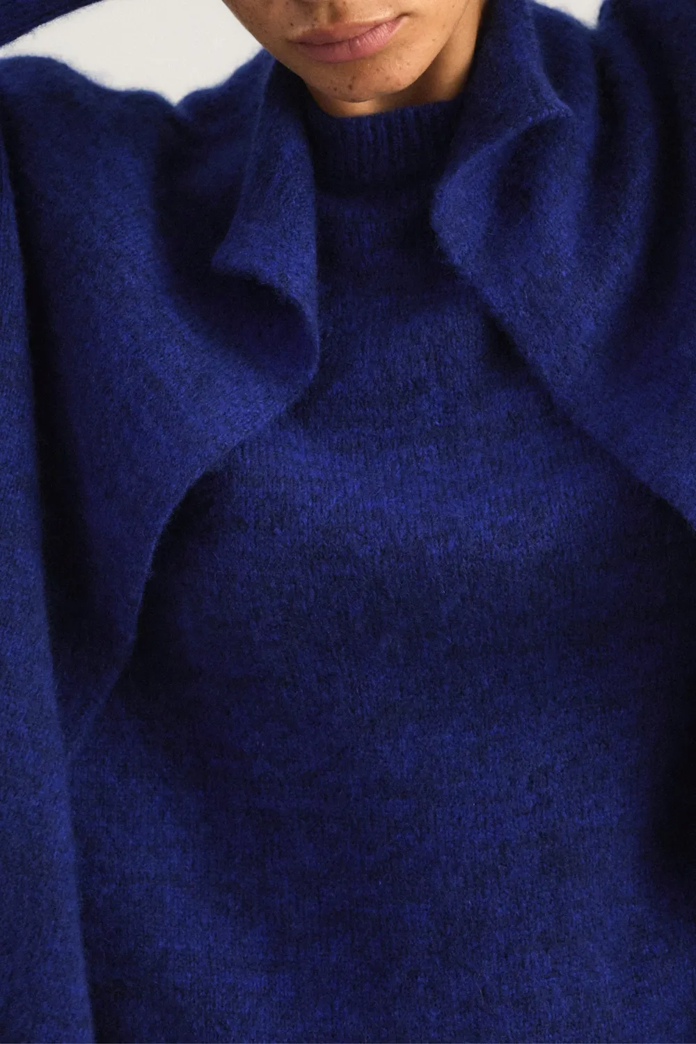 Oyuna Sona Cardigan Marine Cobalt Kaschmir Seide
