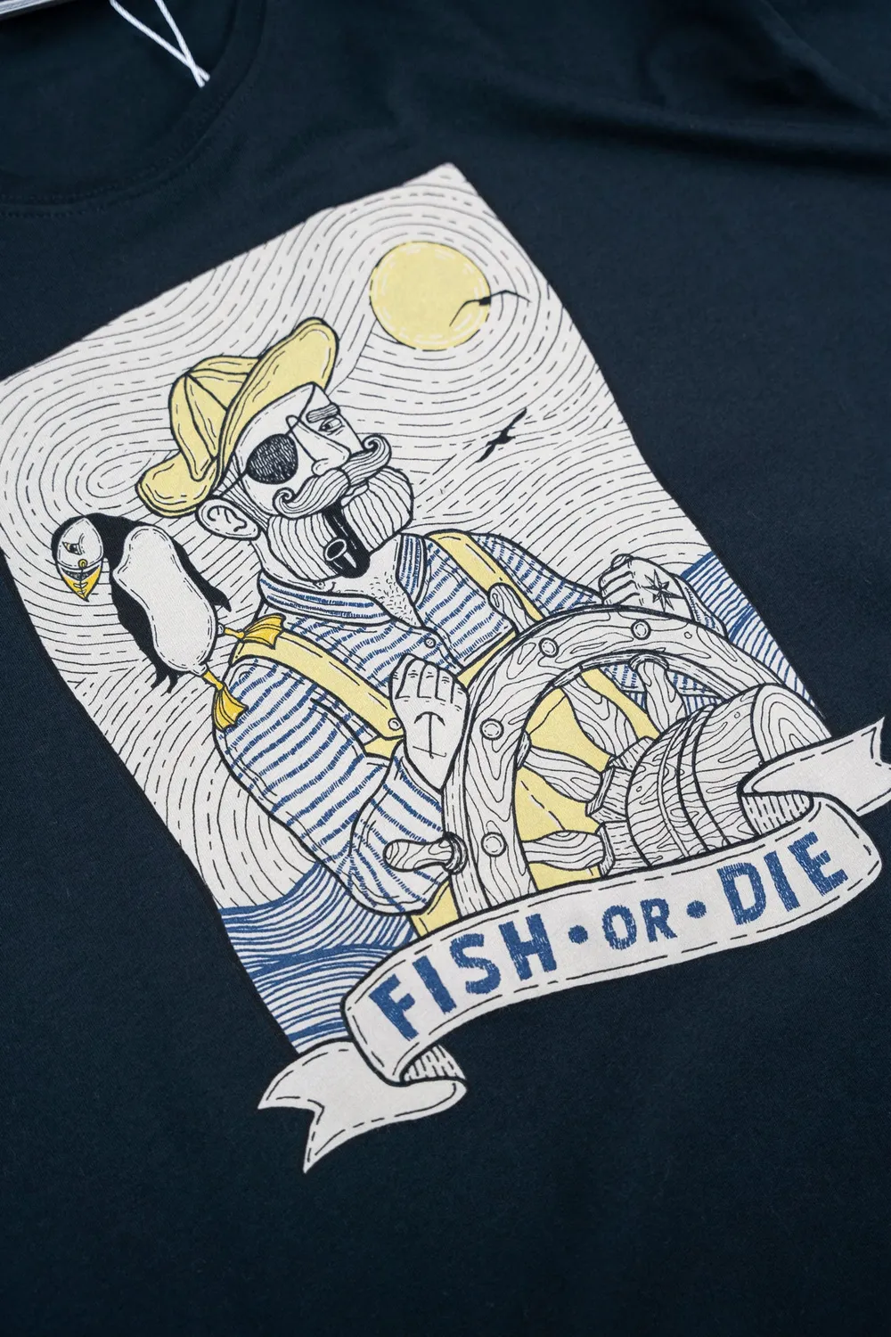 LAKOR Sea Parrot & Shipster T-Shirt Moonless Night