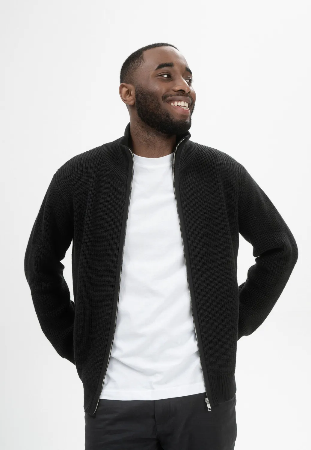 MELA TAKSH Rippstrick-Strickjacke mit Reissverschluss