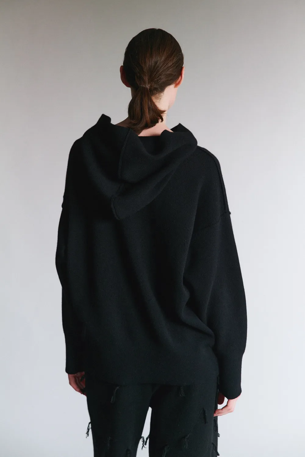 Oyuna Seku Hoodie Schwarz Wendekaschmir
