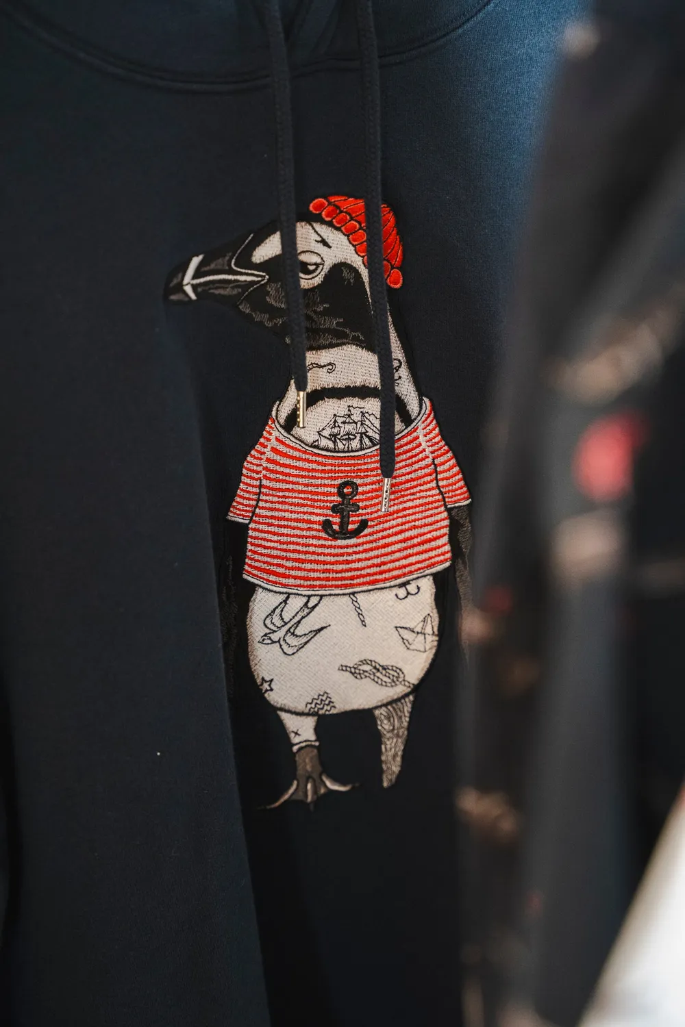 LAKOR African Penguin Hoodie Blueberry Bio