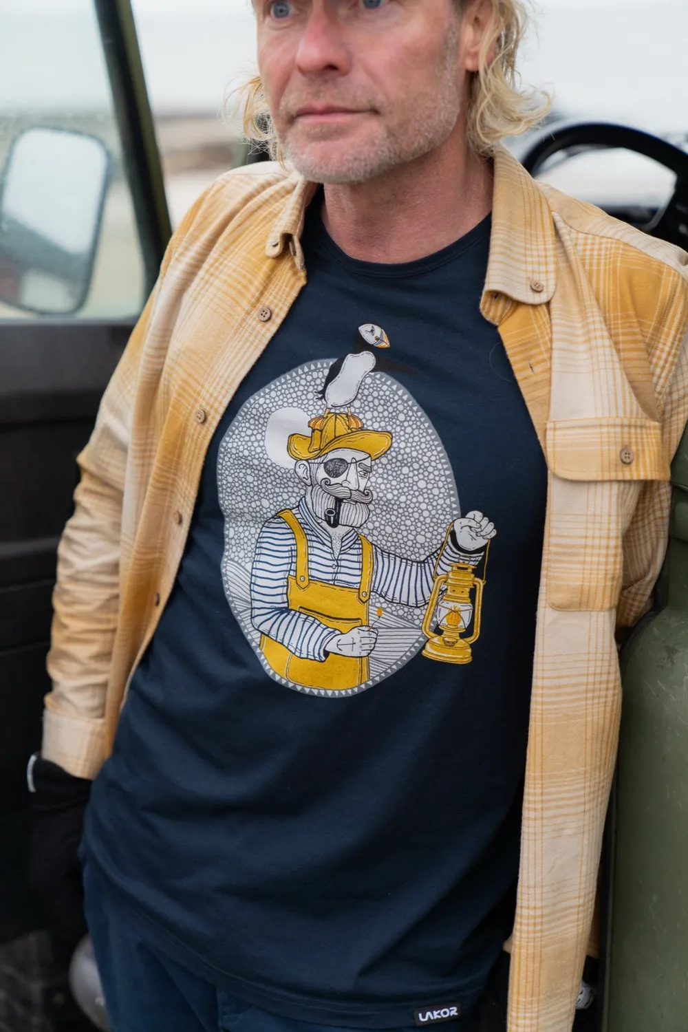 LAKOR Light the Way T-Shirt Blueberry Bio-Baumwolle