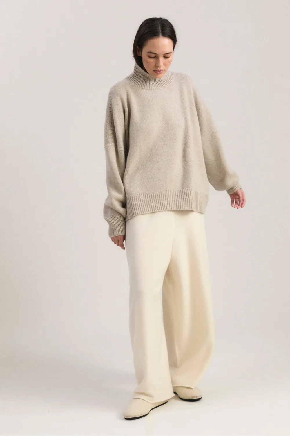 Oyuna Kaila Pullover Feather Rollkragen Kaschmir