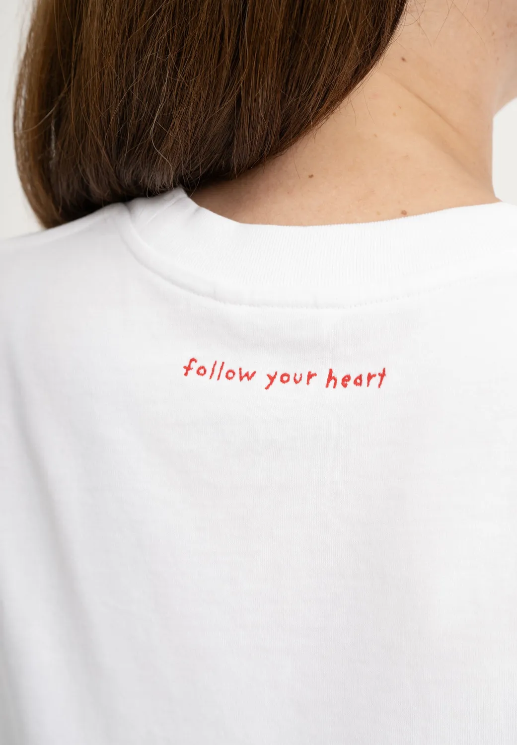 MELA JOSHNA Stickerei Cropped T-Shirt weiß-herz aus Baumwolle
