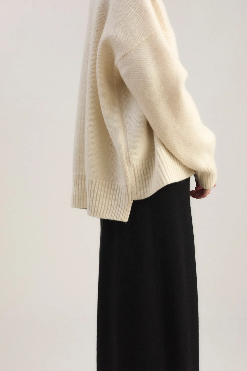 Oyuna Aila Sweater Pullover Ivory Oversize