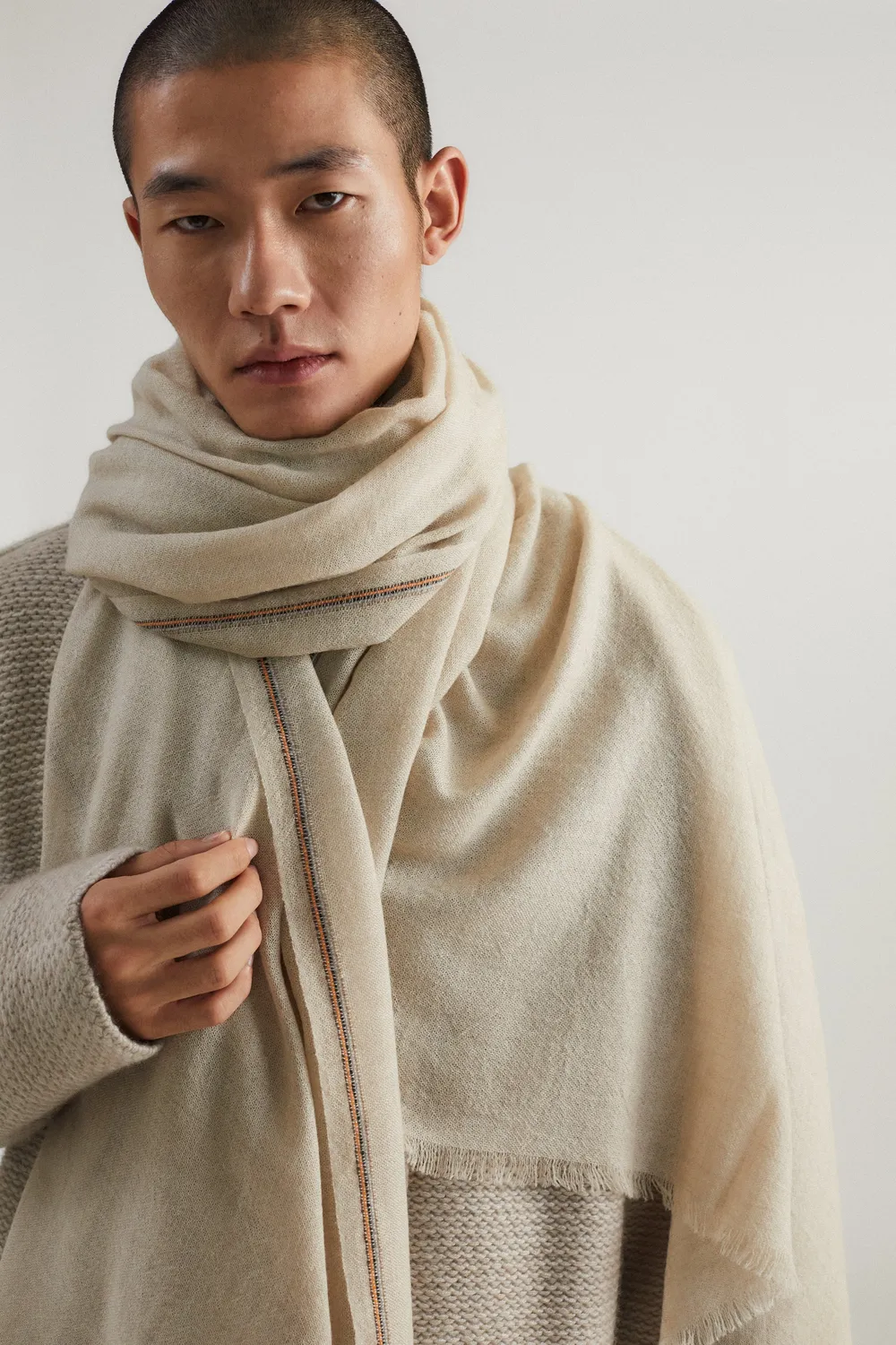 Oyuna Komo Wrap Beige Decke Cashmere Streifen