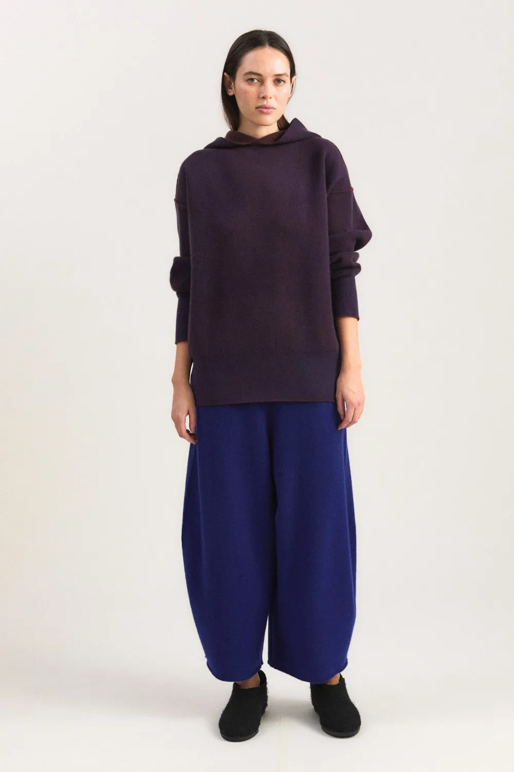 Oyuna Seku Hoodie Carob Ink Cashmere wendbar