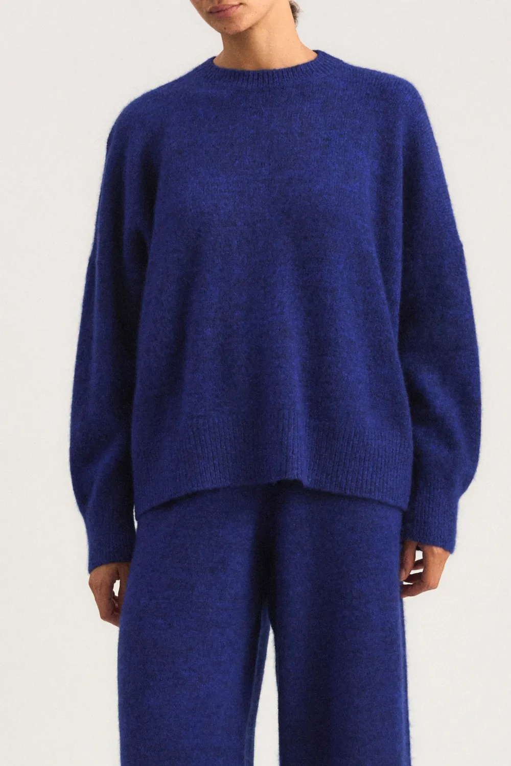 Oyuna Mori Pullover Marine Cobalt Cropped