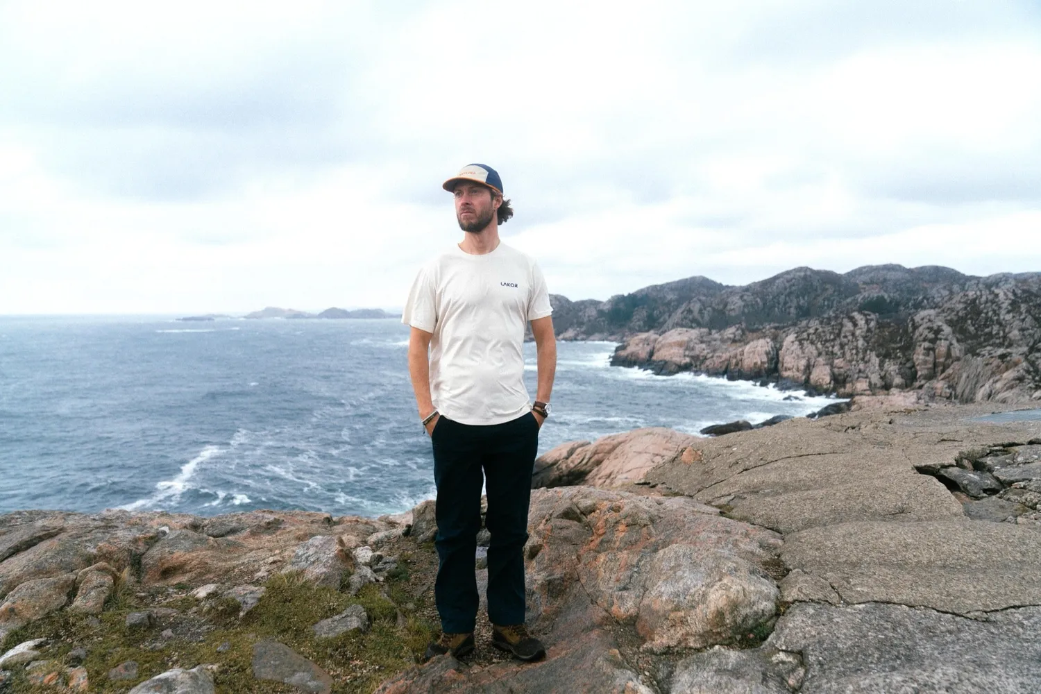LAKOR Salmon Surfer T-Shirt Rainy Day Bio-Baumwolle