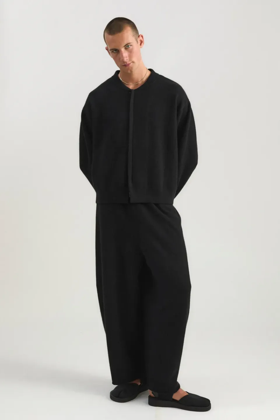 Oyuna Maxi Hose Schwarz aus Kaschmir