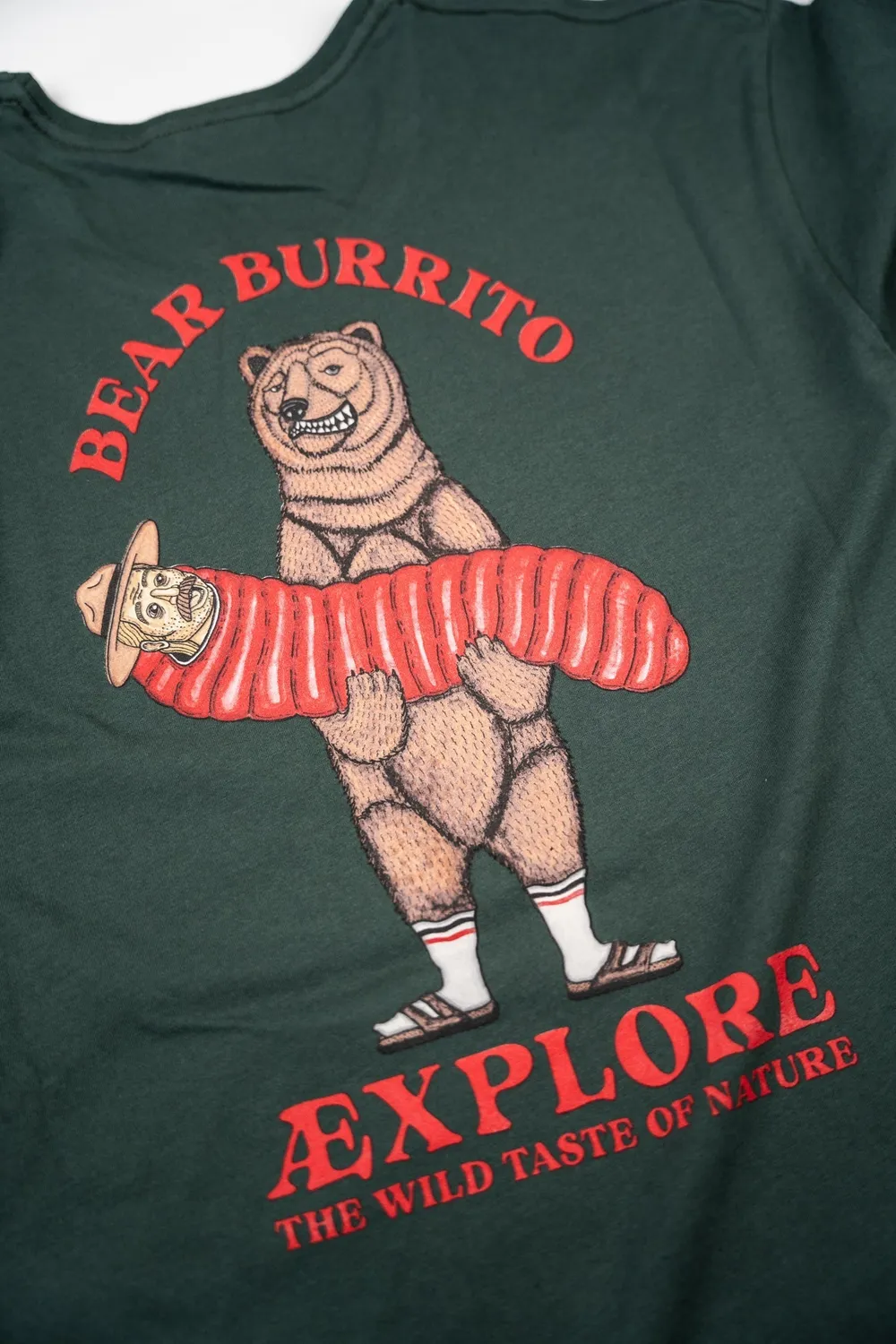 LAKOR Bear Burrito T-Shirt Green Gables Bio