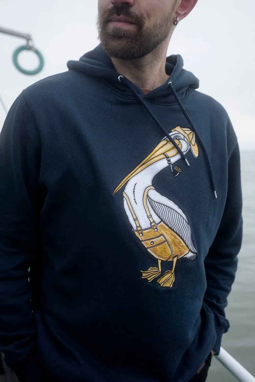 LAKOR Pier Pelican Hoodie Blau Bio-Baumwolle